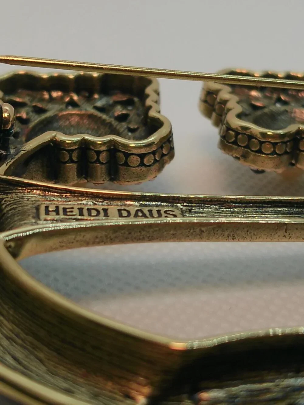 Brooch HEIDI DAUS 